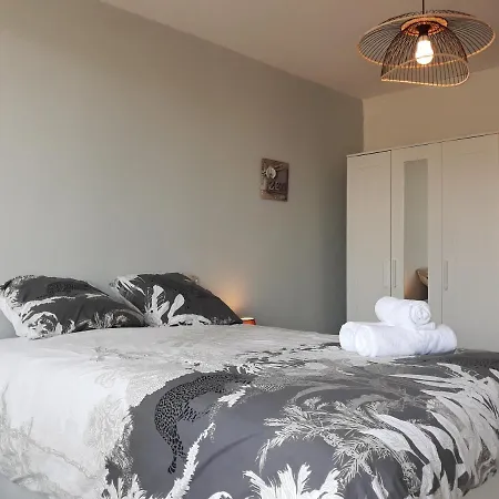 64 Apartment Royat